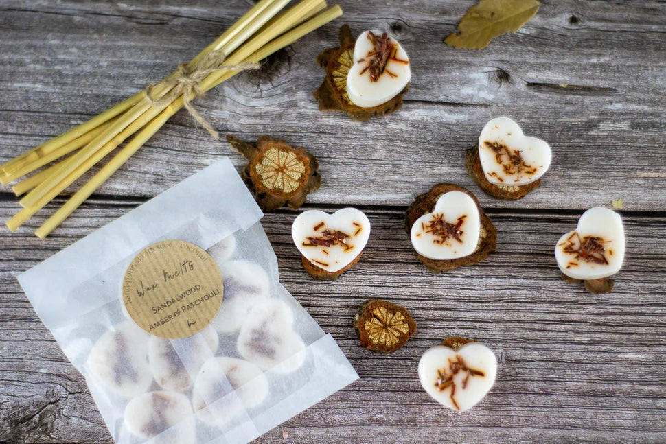 Sandalwood, Amber & Patchouli Hand Poured Luxury Wax Melts - Thea Elizabeth Studio Ltd