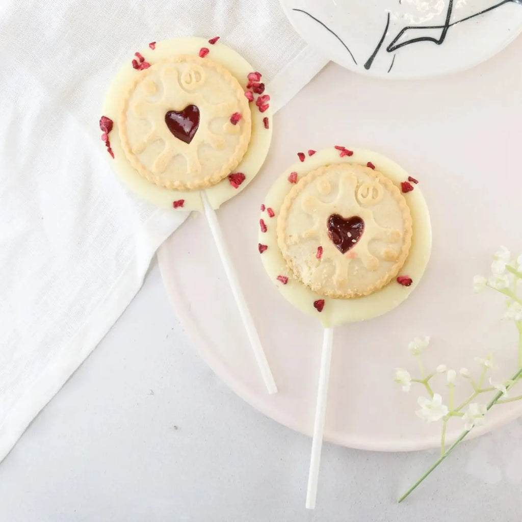 White Chocolate Jammy Dodger Lollipop - Thea Elizabeth Studio Ltd